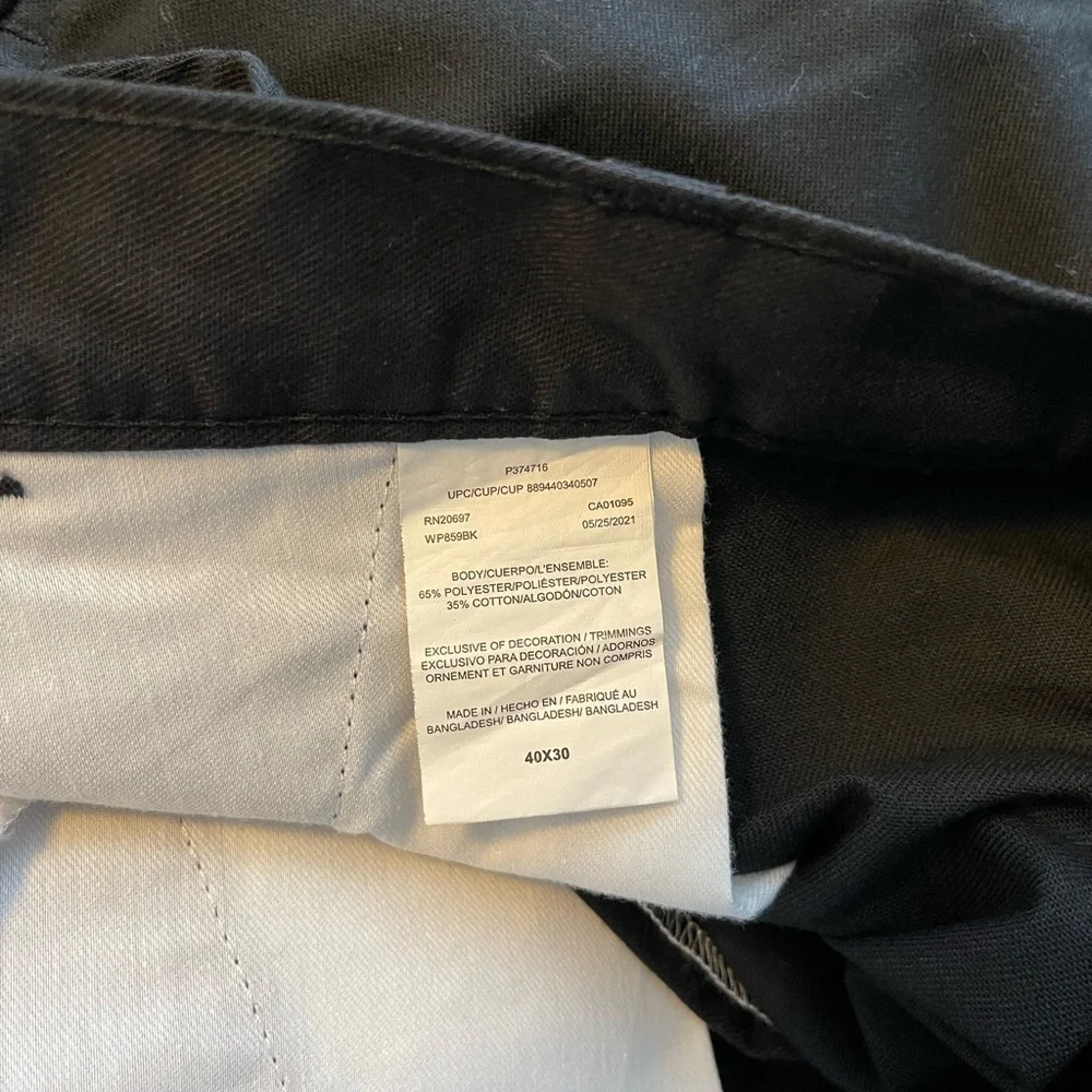 Dickies Men Flexible and durable, style P374716 Black work pants 40X30